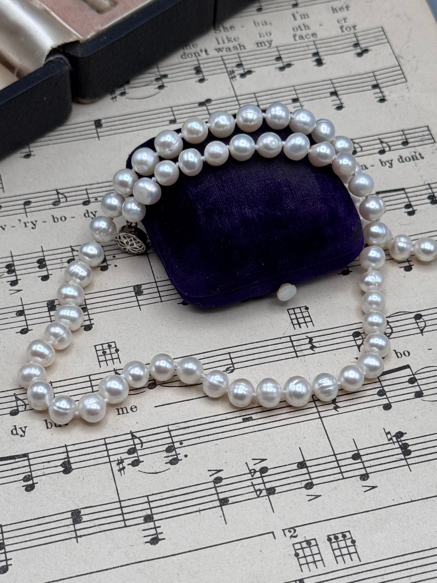 Vintage Cultured Pearl Necklace 7mm Knotted Strand 16.5” Filigree Clasp White