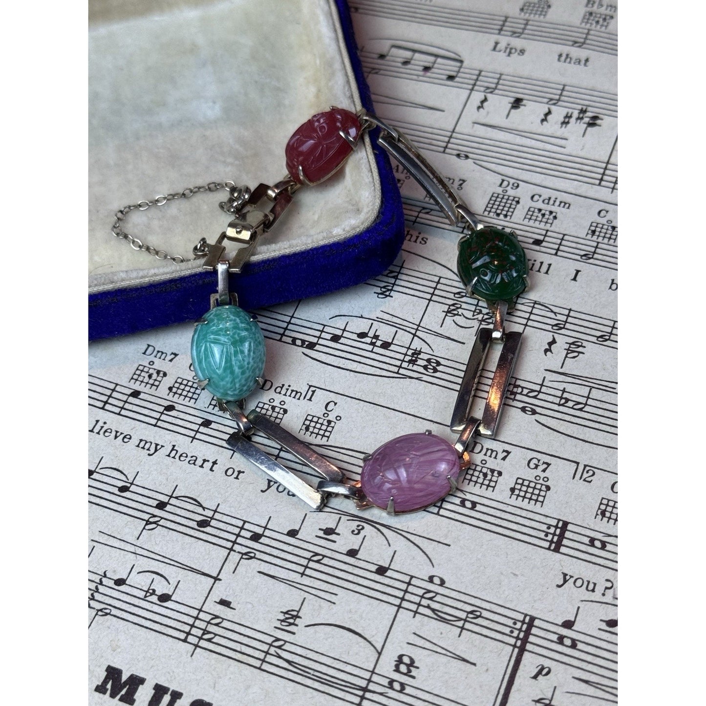 Vintage Silvertone Glass Scarab Bracelet Egyptian Revival 7.5” Pink Green Blue