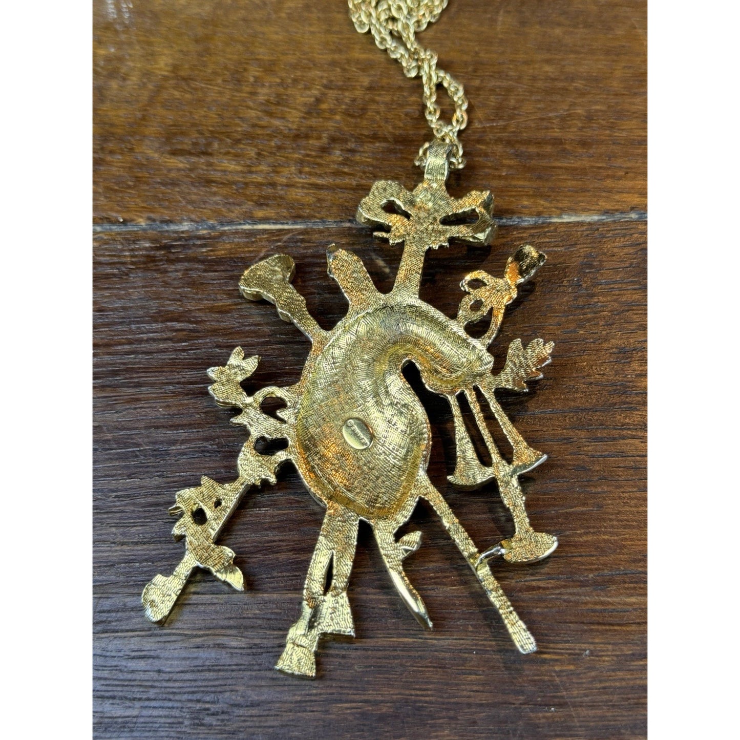 Vintage Jeanne Necklace Bagpipe Pendant Goldtone Figural Charm 32” 4.5”