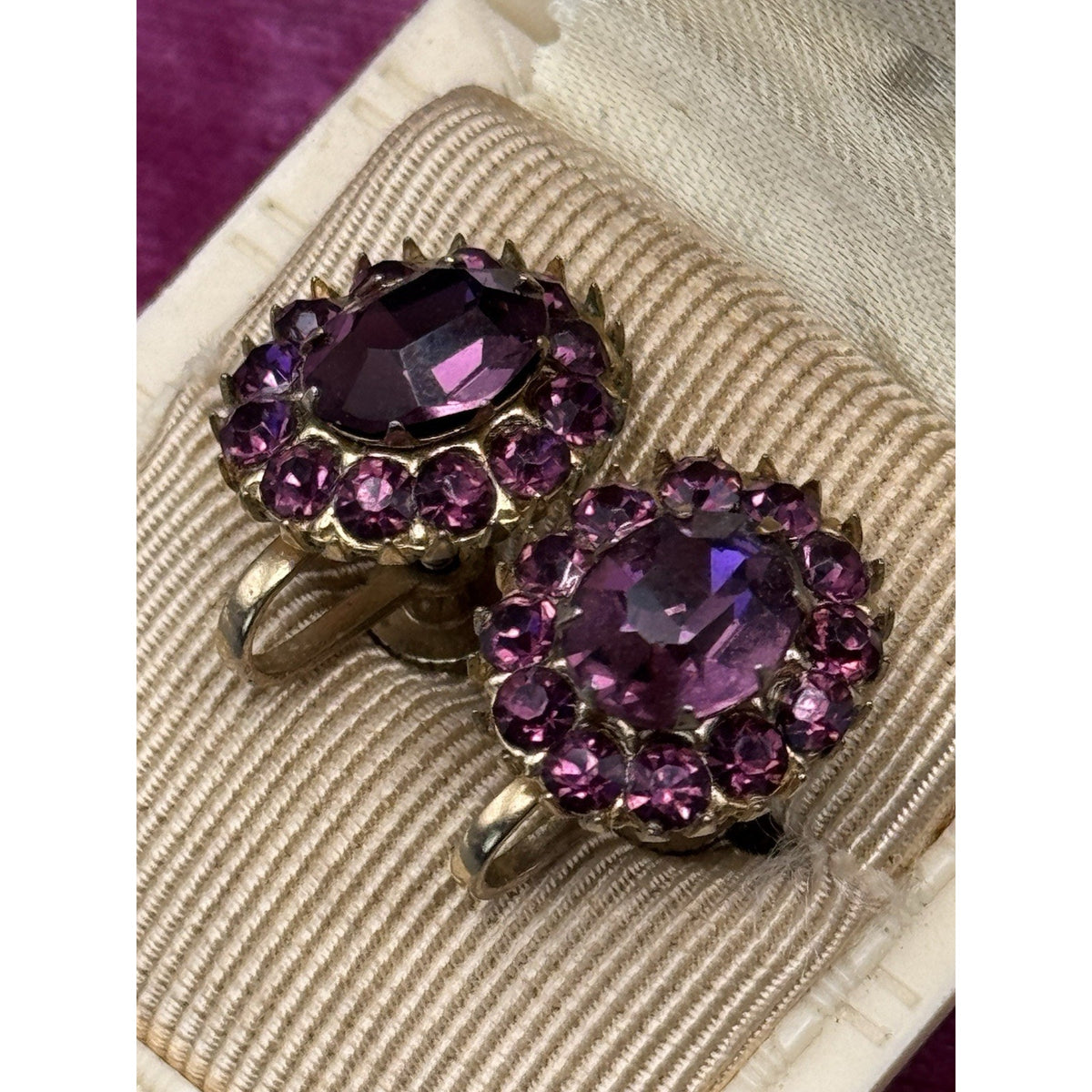 Vintage Earrings Purple Rhinestone Screw Back Goldtone Cluster .75” x .5”
