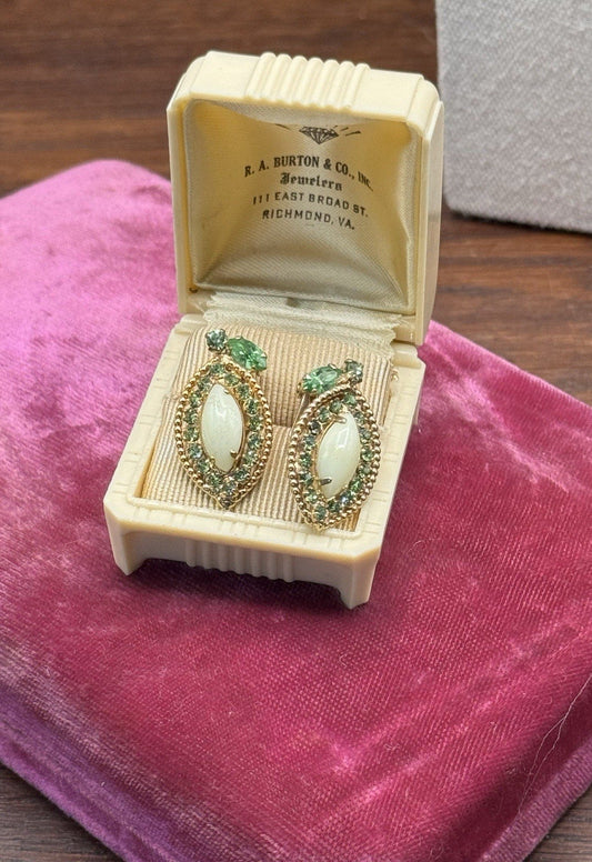 Vintage Weiss Clip On Earrings Green Rhinestone Milk Glass Goldtone 1” x 5/8”