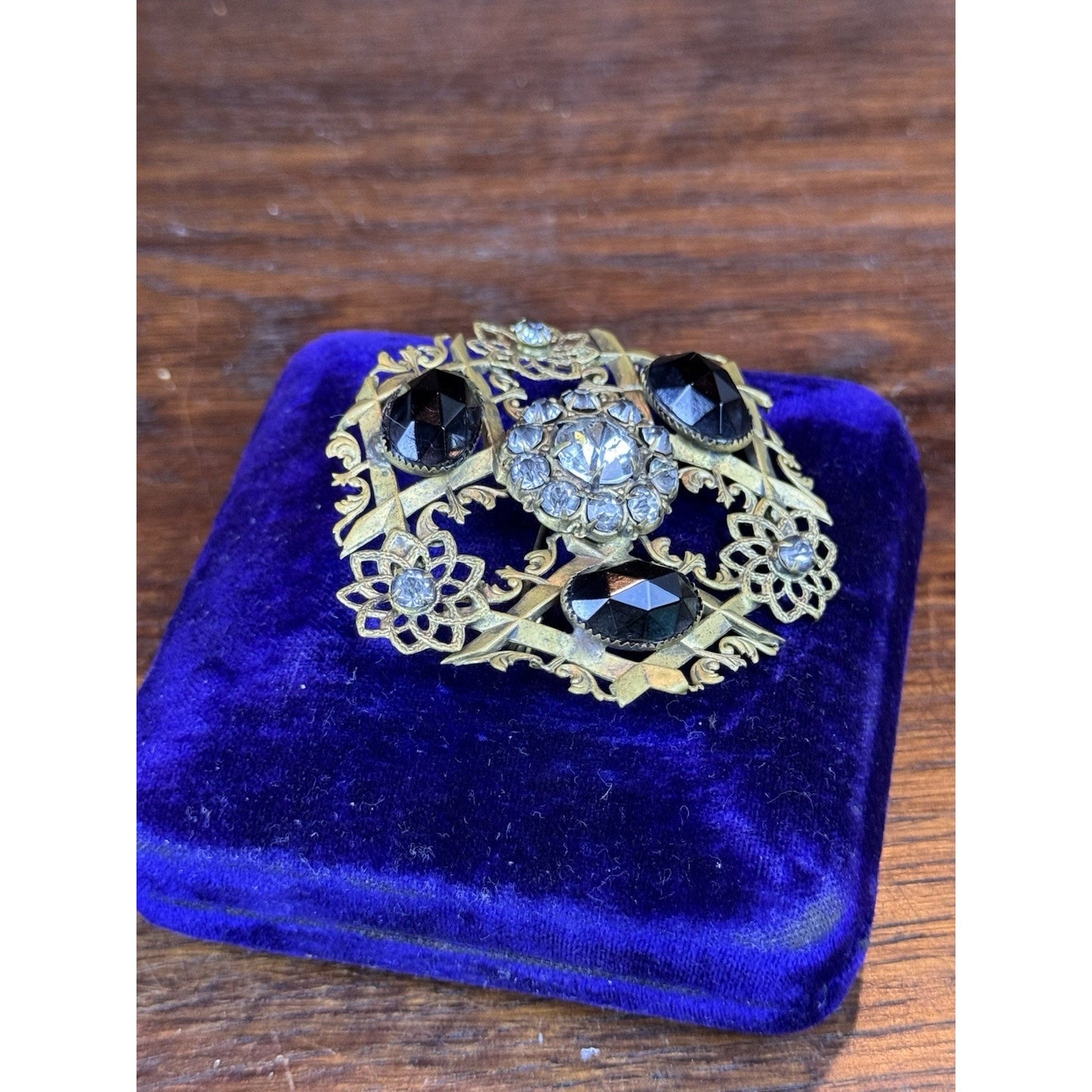 Antique Filigree Brooch Rhinestone Black Glass Floral Goldtone Large 2.5”