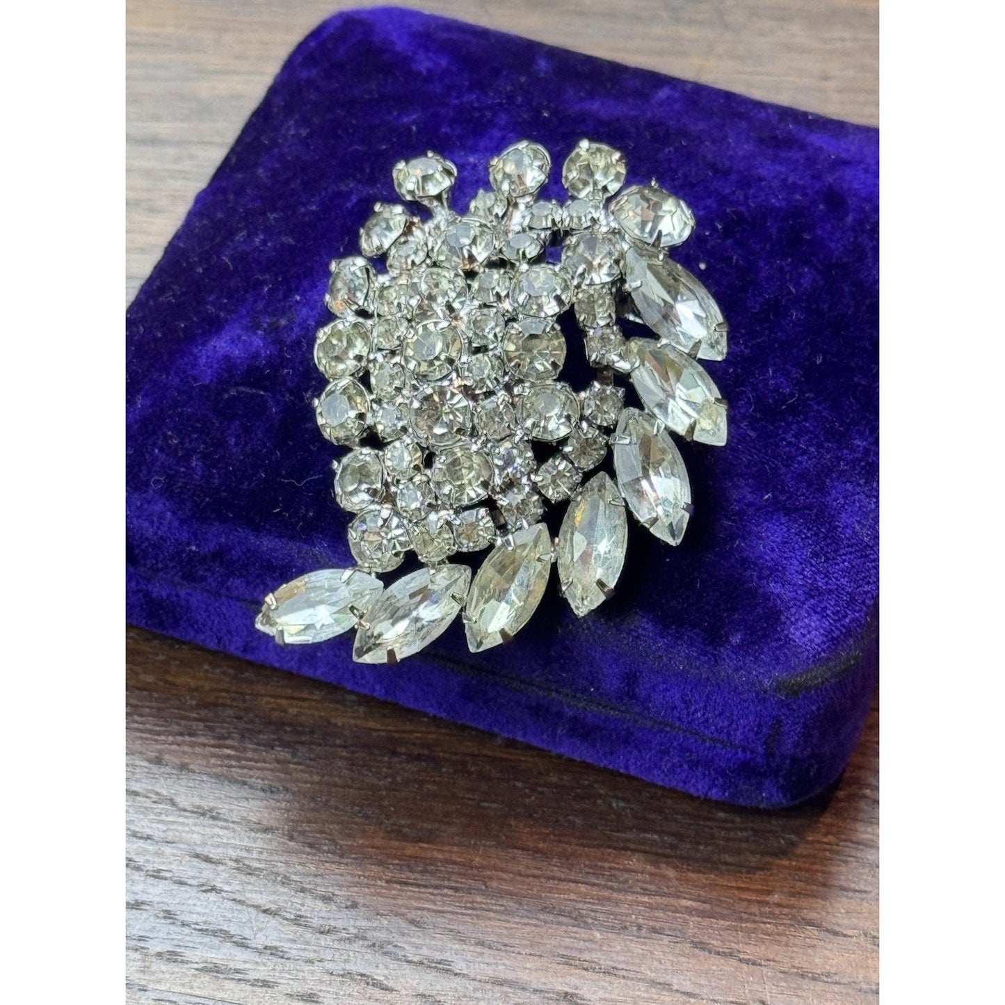 Vintage Brooch Clear Rhinestone Spray Silvertone 2.5” x 1.75”