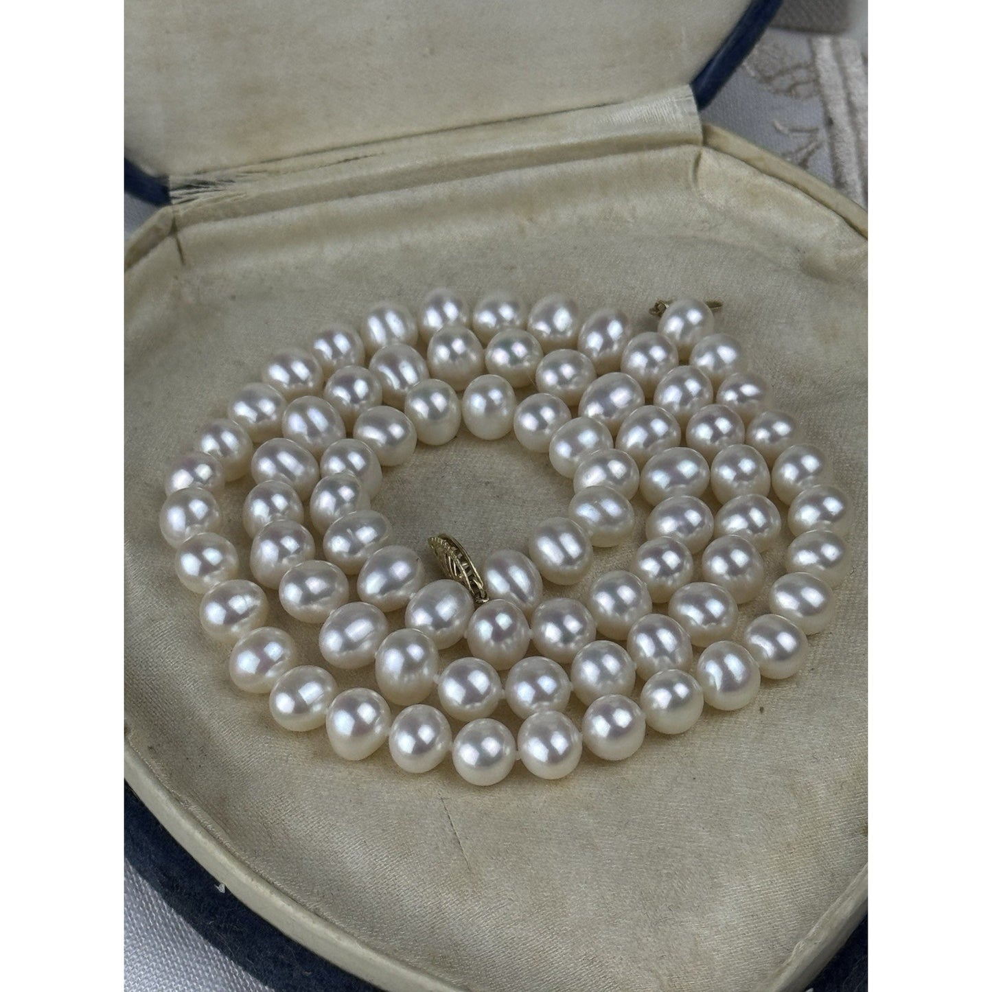 Cultured Pearl Necklace 23.5” Knotted 14K Gold Clasp 8mm FIC Pearls VINTAGE