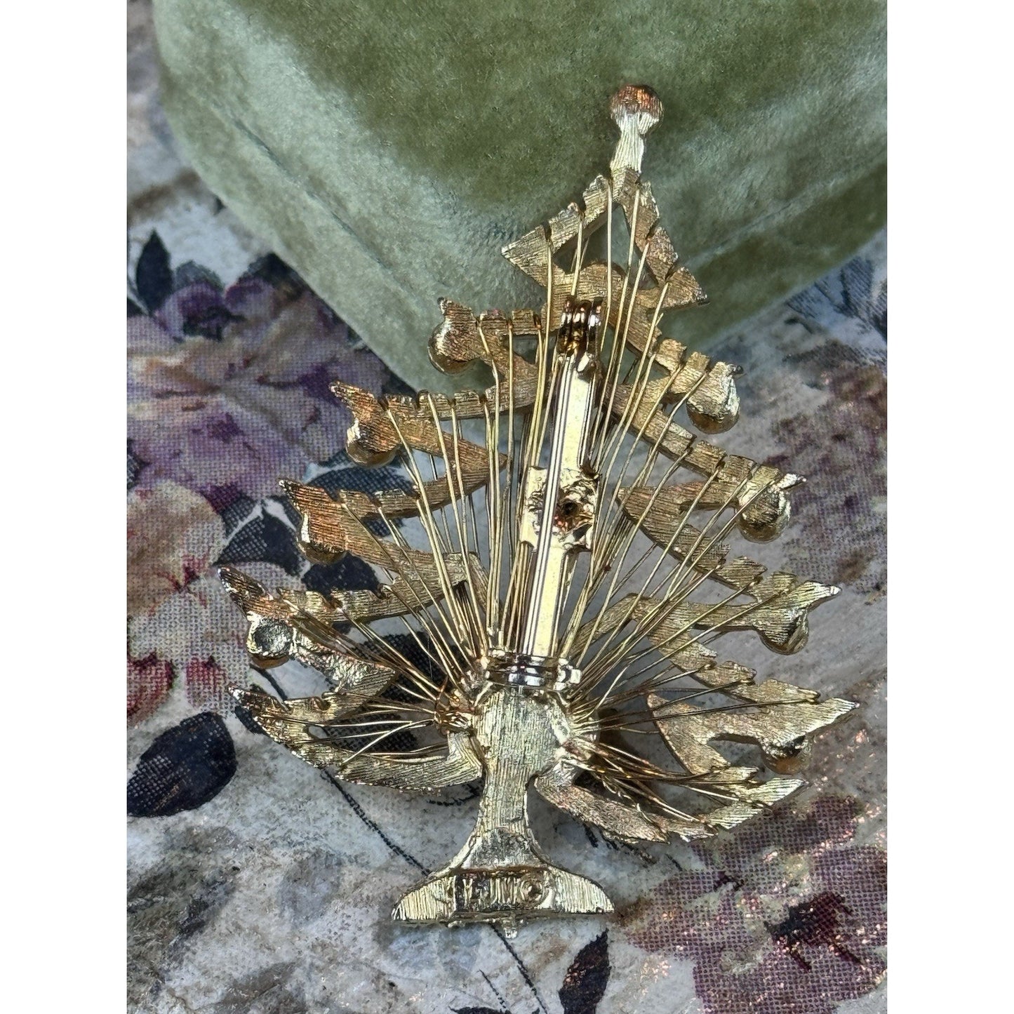 Vintage LJM Rhinestone Christmas Tree Brooch Goldtone Harp Wire Holiday Pin