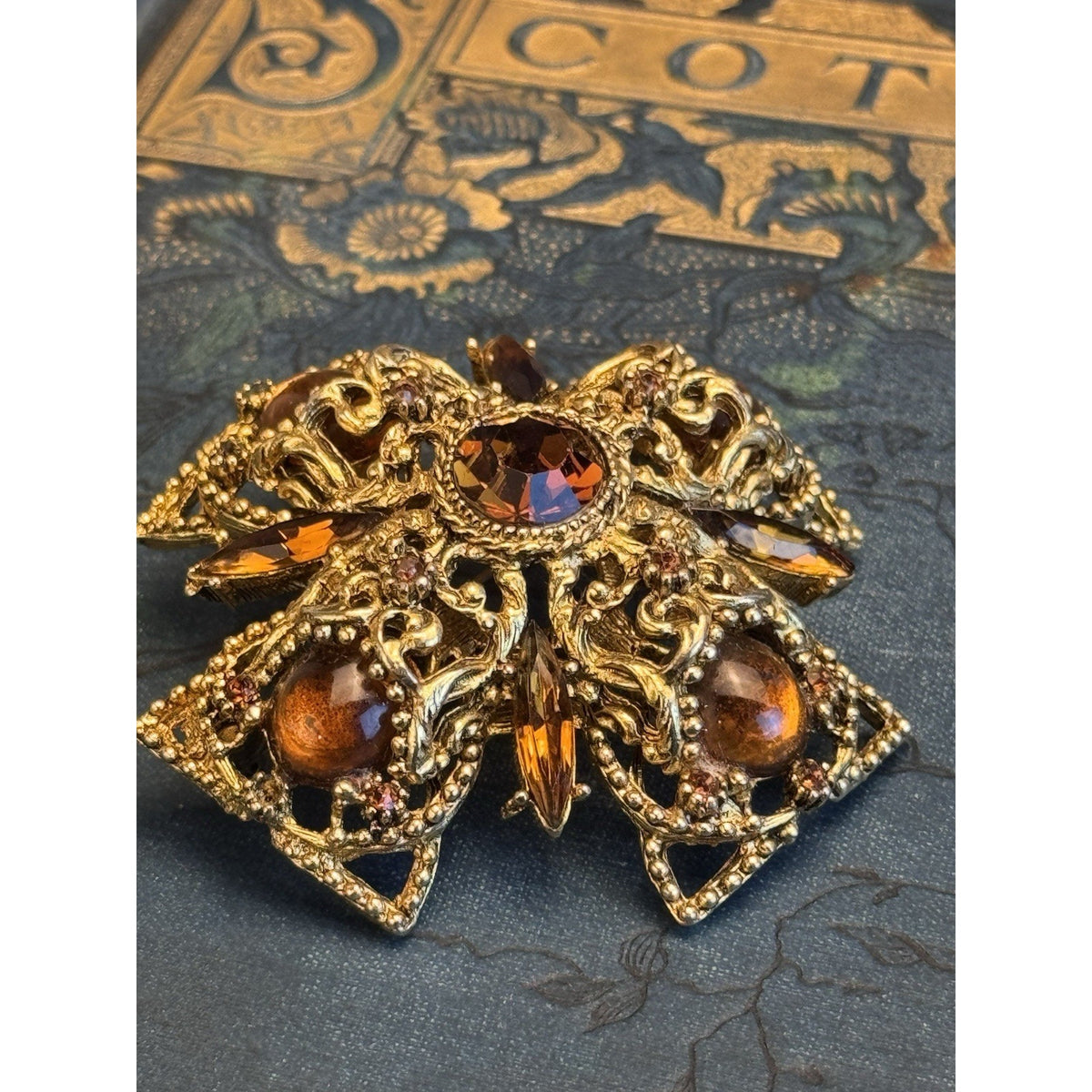 Vintage Brooch Pendant Maltese Cross Goldtone Amber Brown Rhinestones