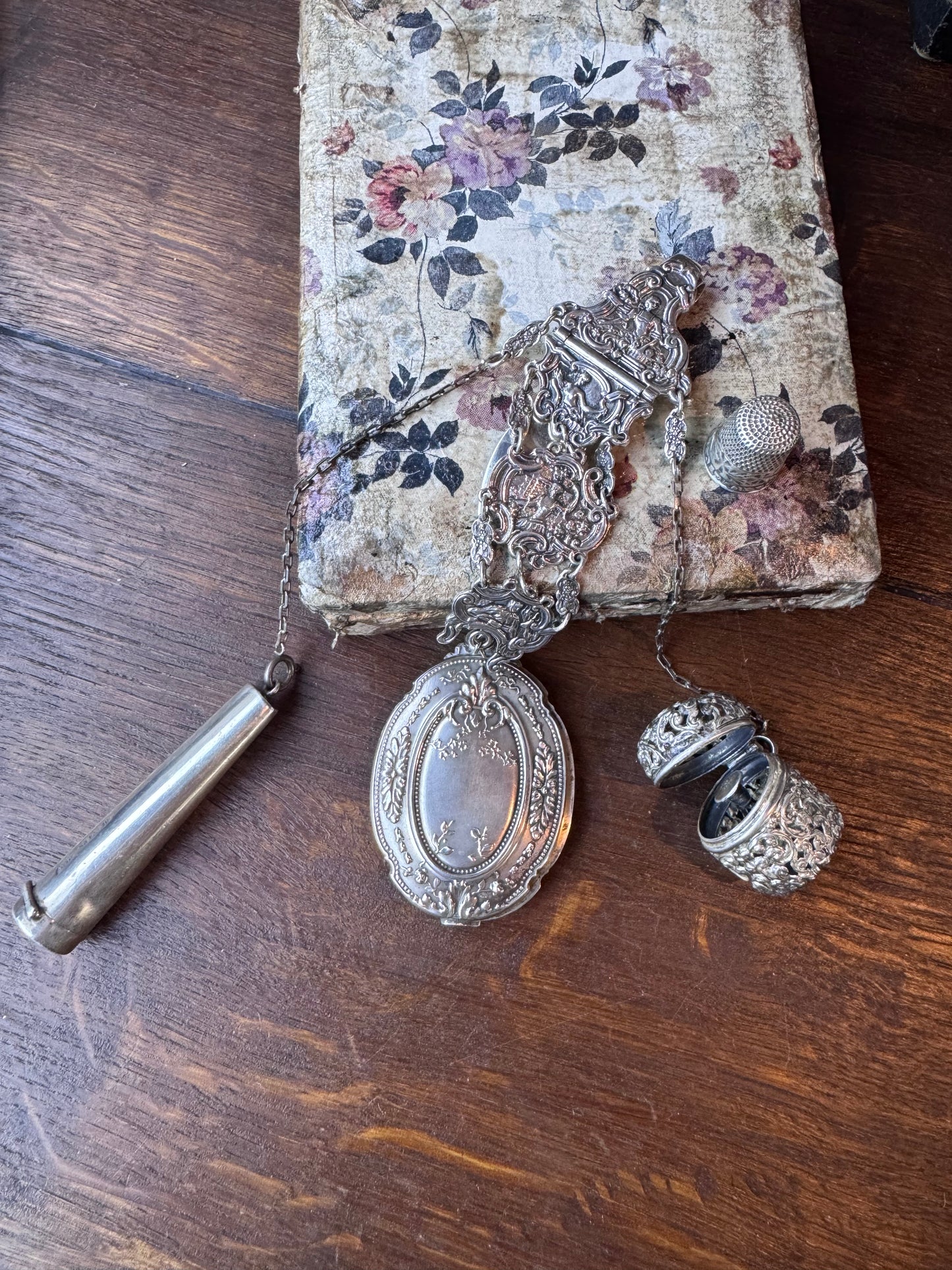 Antique Sterling Silver Chatelaine Mirror Needle Case Thimble 1911 Birmingham 8”