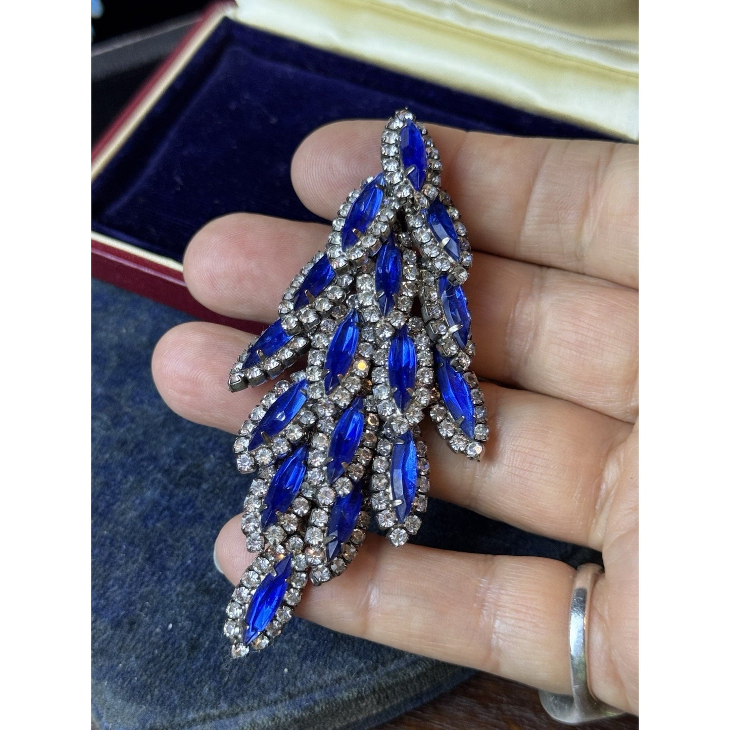 Vintage Blue Rhinestone Shoulder Brooch Articulated Dangle Spray Pin 3.5”