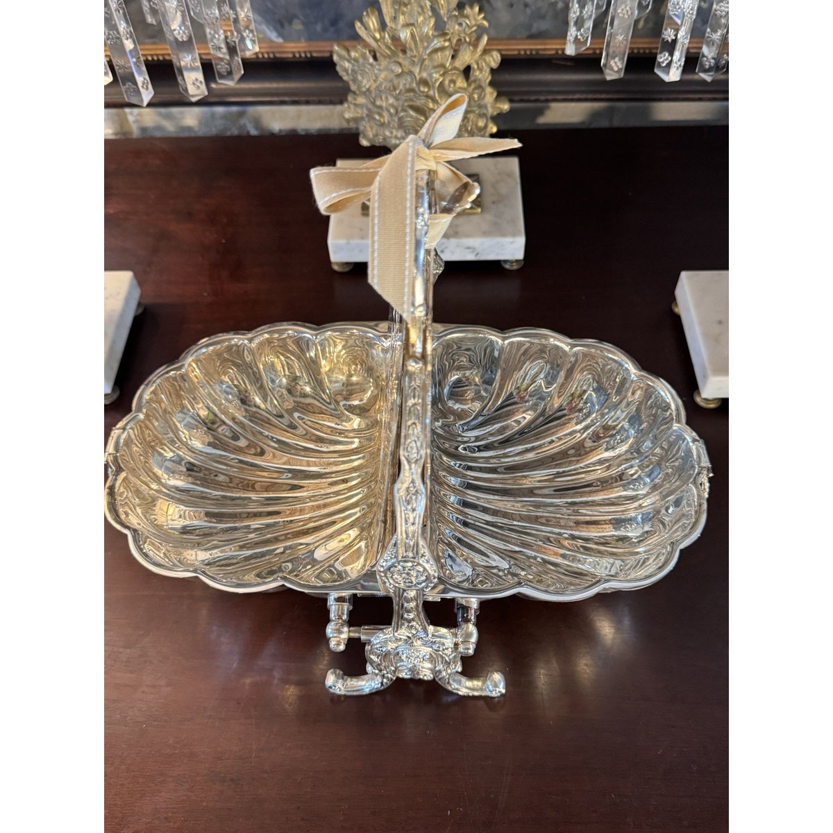 Victorian Style Silverplate Shell Biscuit Box Ornate Folding Server F.B. Rogers 10.5” READ‼️