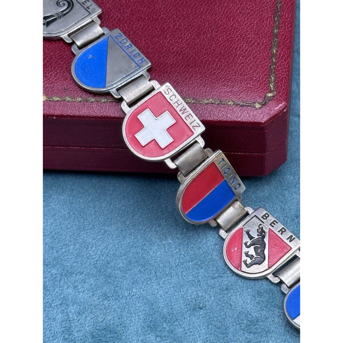 Vintage Swiss Souvenir Bracelet Enamel Cantons 6.75”