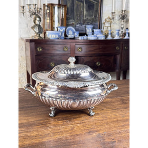 Reed & Barton Silverplate Oval Covered Tureen Serving Dish Ladle Opening 13”
