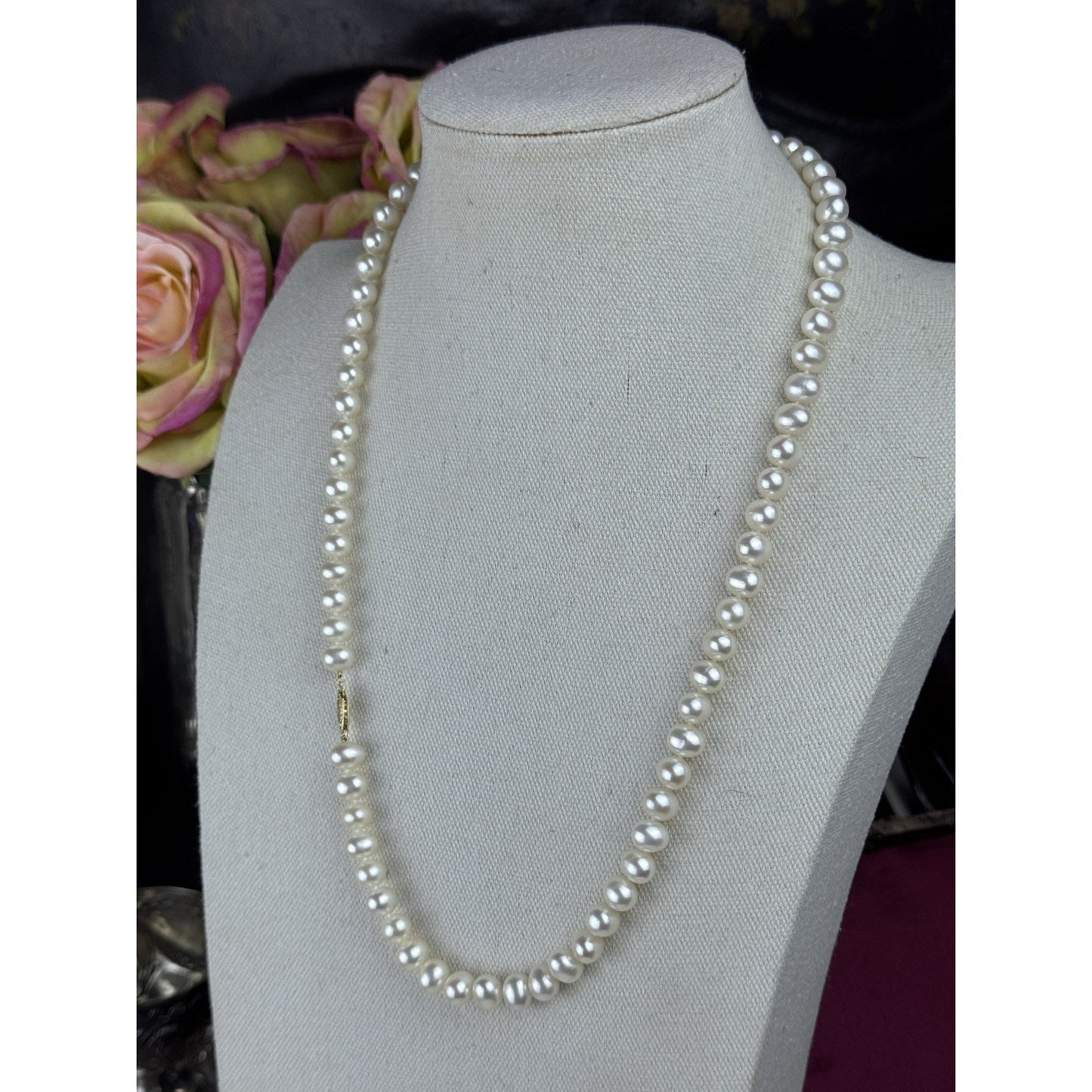 Cultured Pearl Necklace 23.5” Knotted 14K Gold Clasp 8mm FIC Pearls VINTAGE