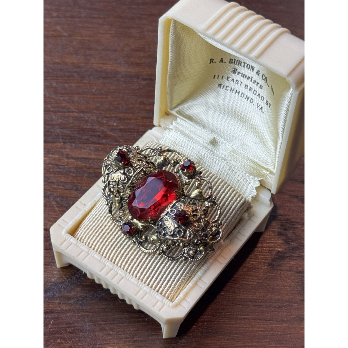 Red Rhinestone Brooch Filigree Goldtone Ornate 1 5/8” x 1”