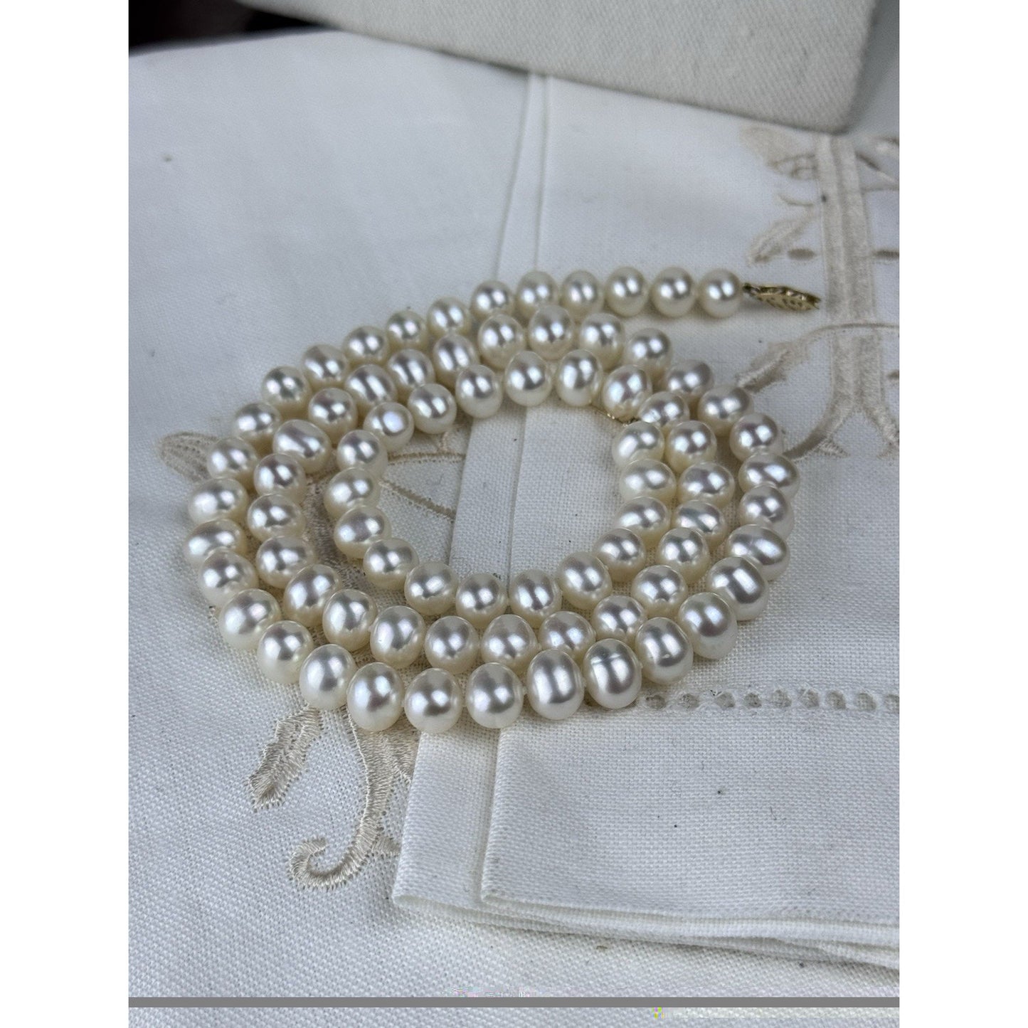 Cultured Pearl Necklace 23.5” Knotted 14K Gold Clasp 8mm FIC Pearls VINTAGE
