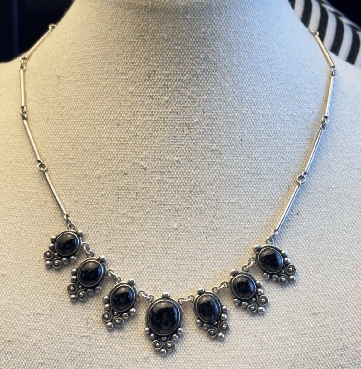 925 Silver Necklace Black Speckled Stone Cabochons Scrollwork Bar Link