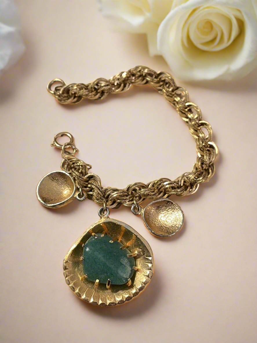 Vintage Gold Tone Shell Charm Bracelet With Jade Like Stone