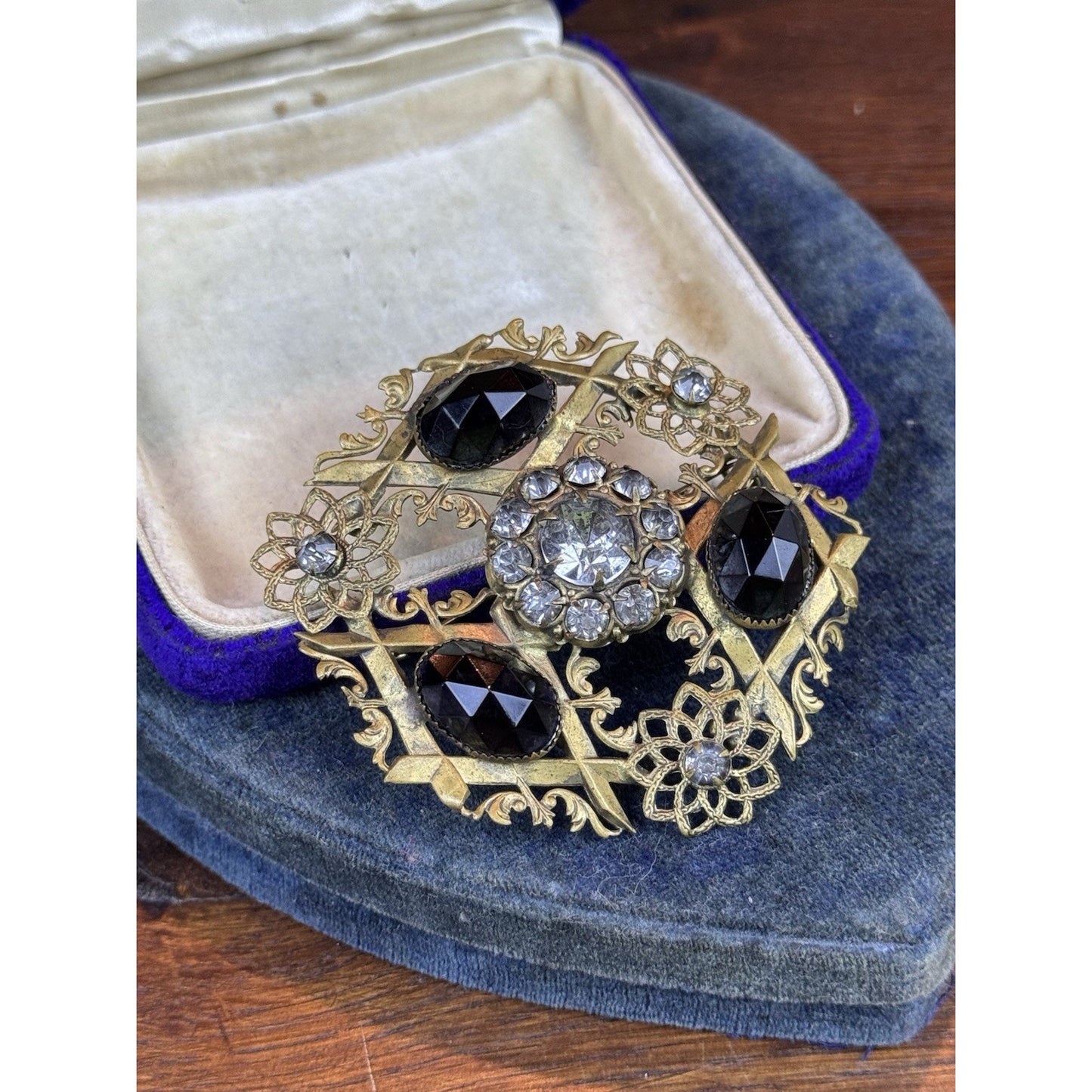 Antique Filigree Brooch Rhinestone Black Glass Floral Goldtone Large 2.5”