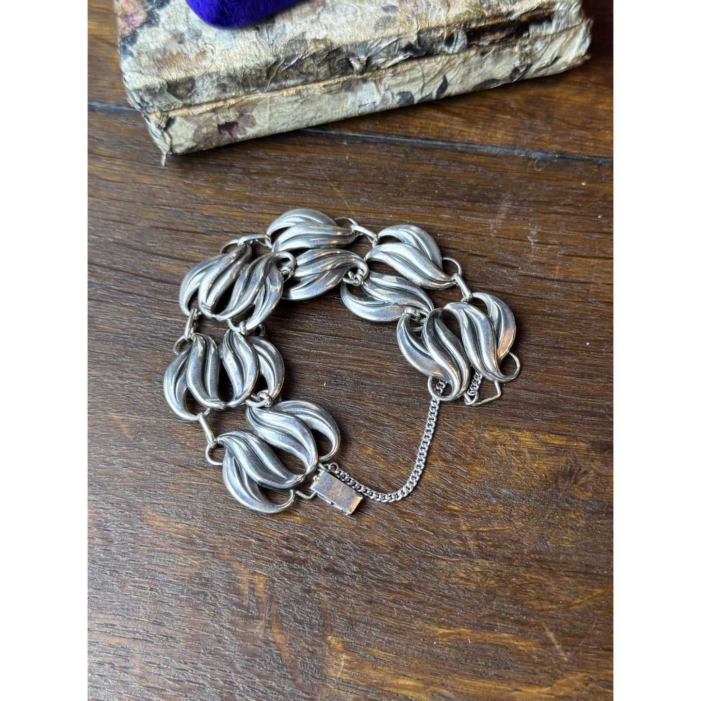 Jewelart Sterling Bracelet Silver Leaf Link 7.5” Wide Signed 925 VINTAGE