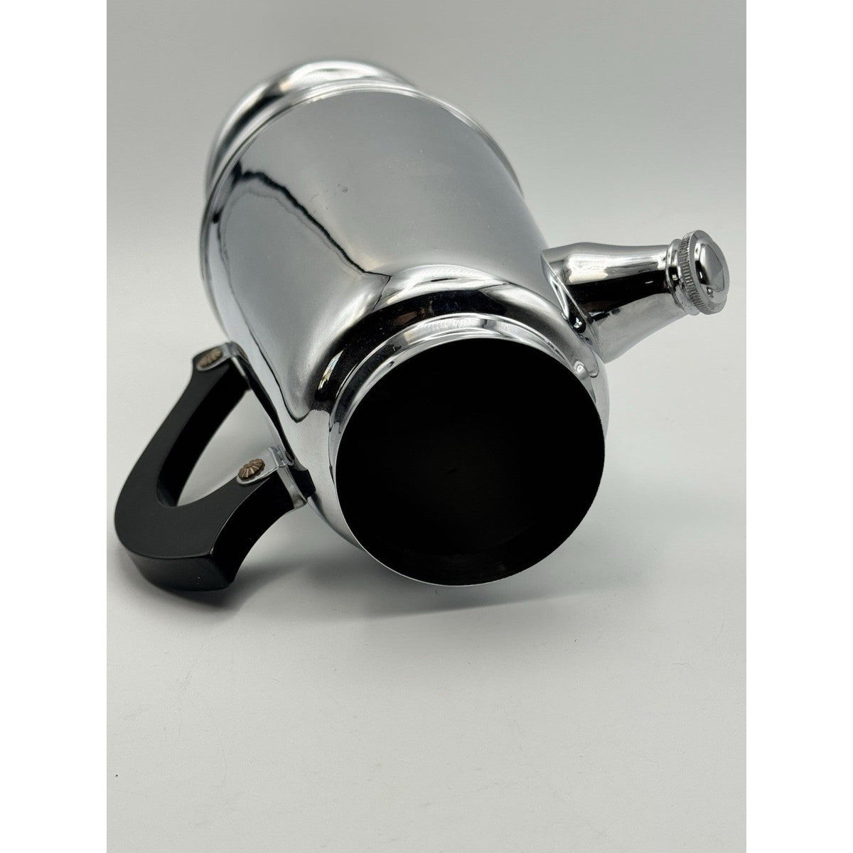 Vintage Art Deco Cocktail Shaker Pitcher Bakelite Handle. 12.5 in.