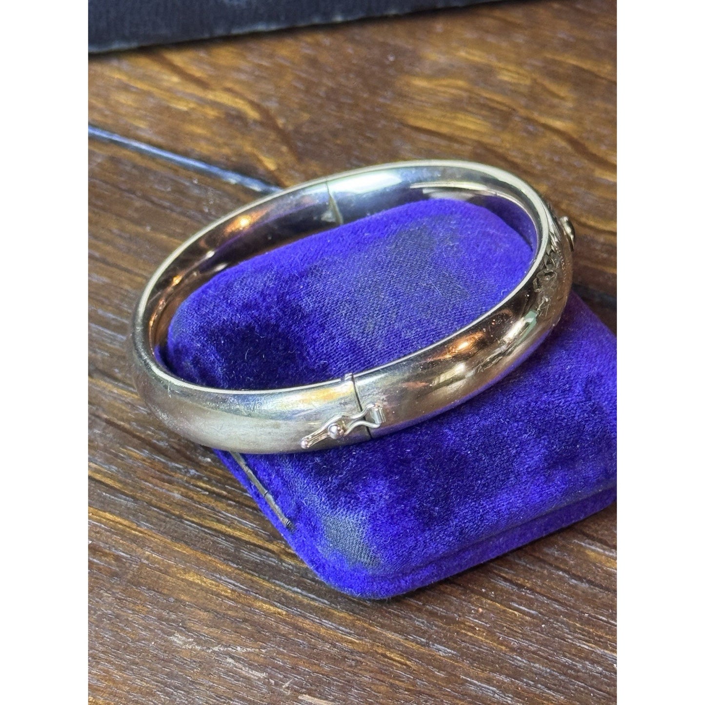 Antique EDWARDIAN Gold-Filled Bangle Bracelet Purple Stone Engraved Hinged 7.25”