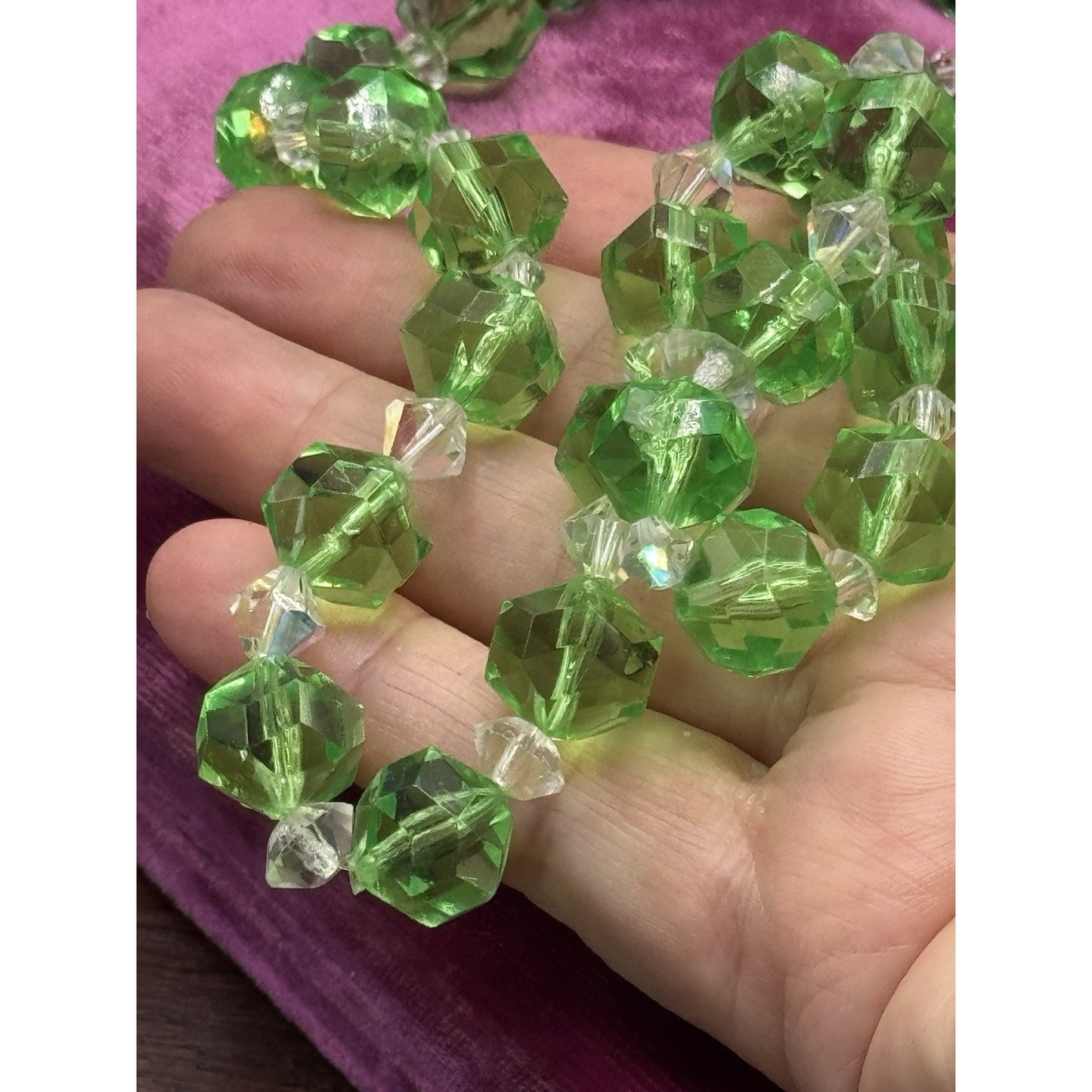 Vintage Green Lucite Bead Necklace Graduated Faceted Clear Spacers 21”