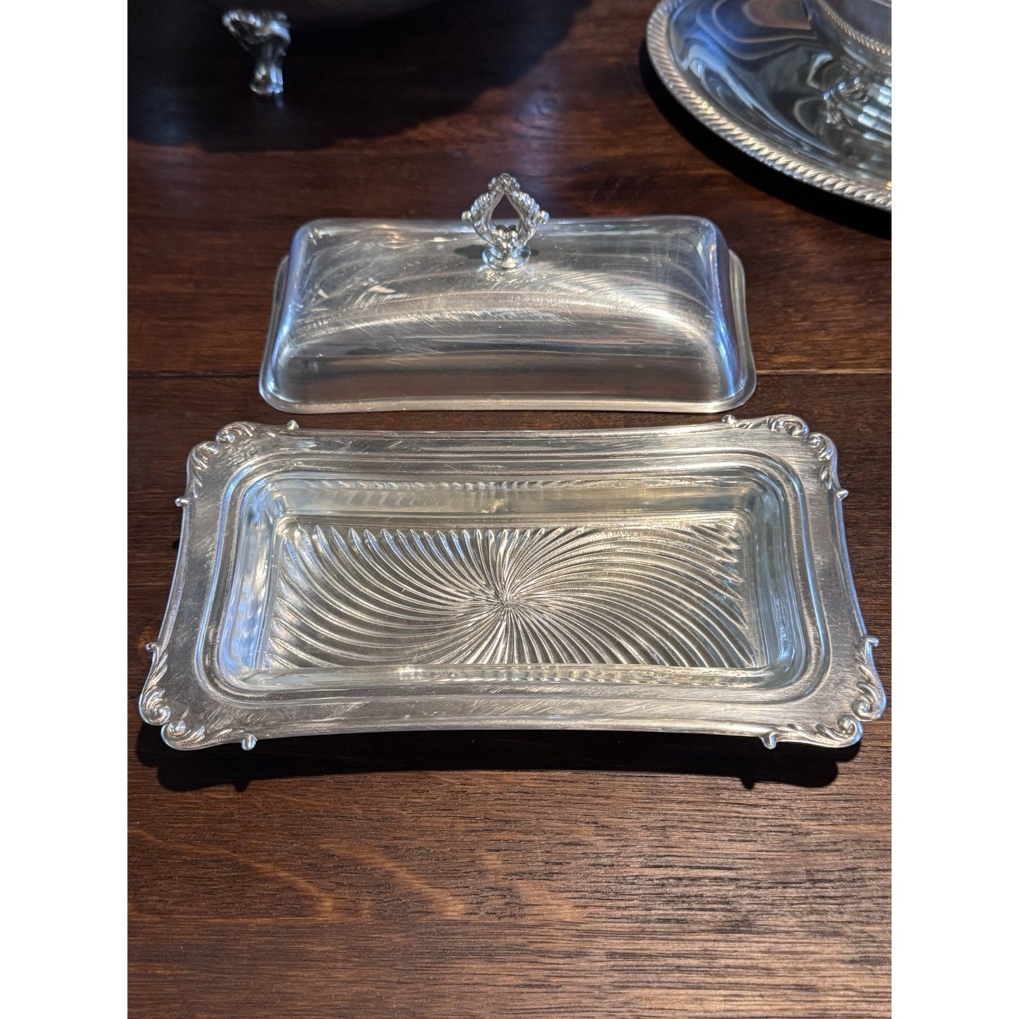 Silverplate Butter Dish Glass Insert Covered 7.5” Crescent International Silver