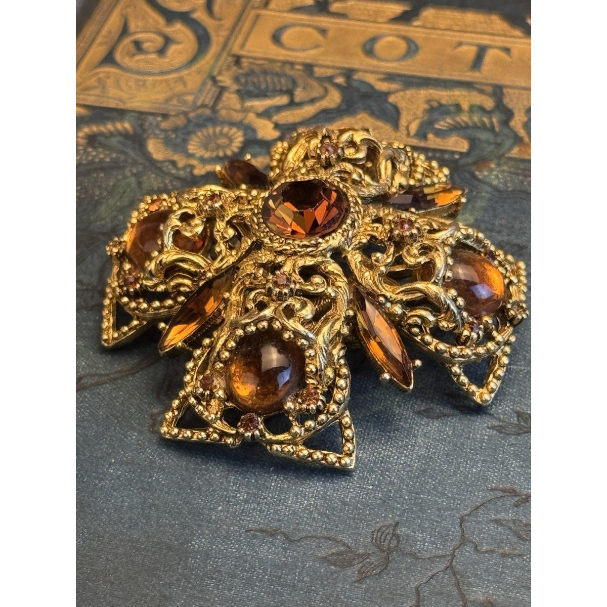 Vintage Brooch Pendant Maltese Cross Goldtone Amber Brown Rhinestones