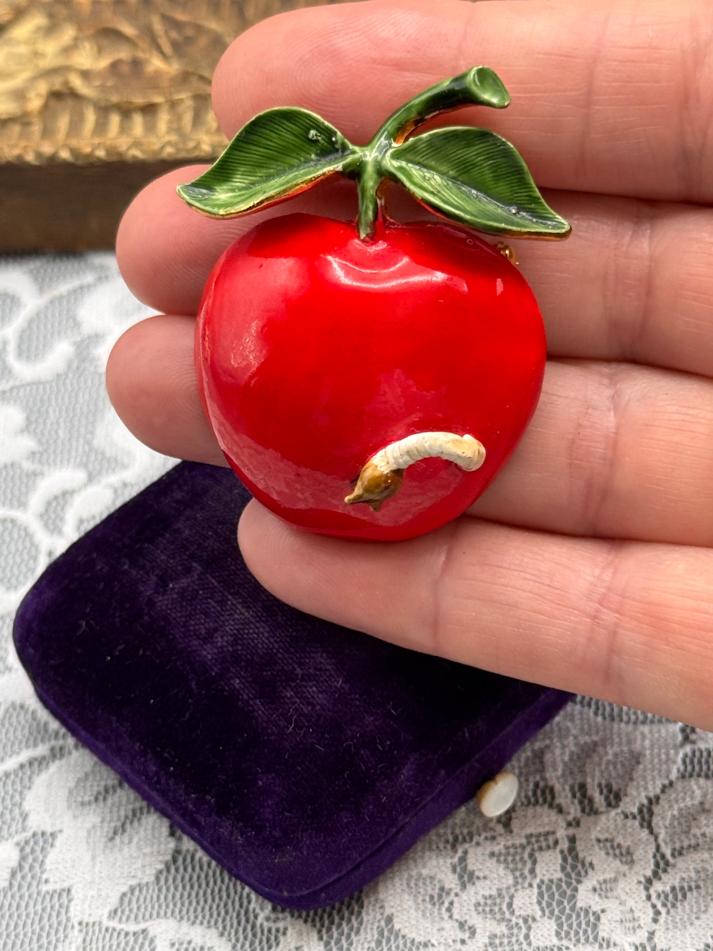 Vintage Original Robert Apple Brooch Red Apple Enamel Goldtone Signed 2”