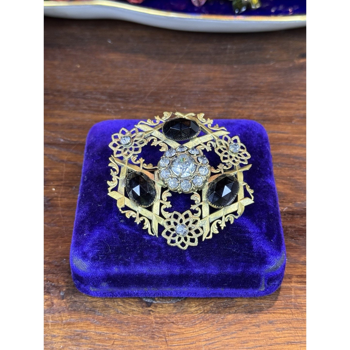 Antique Filigree Brooch Rhinestone Black Glass Floral Goldtone Large 2.5”