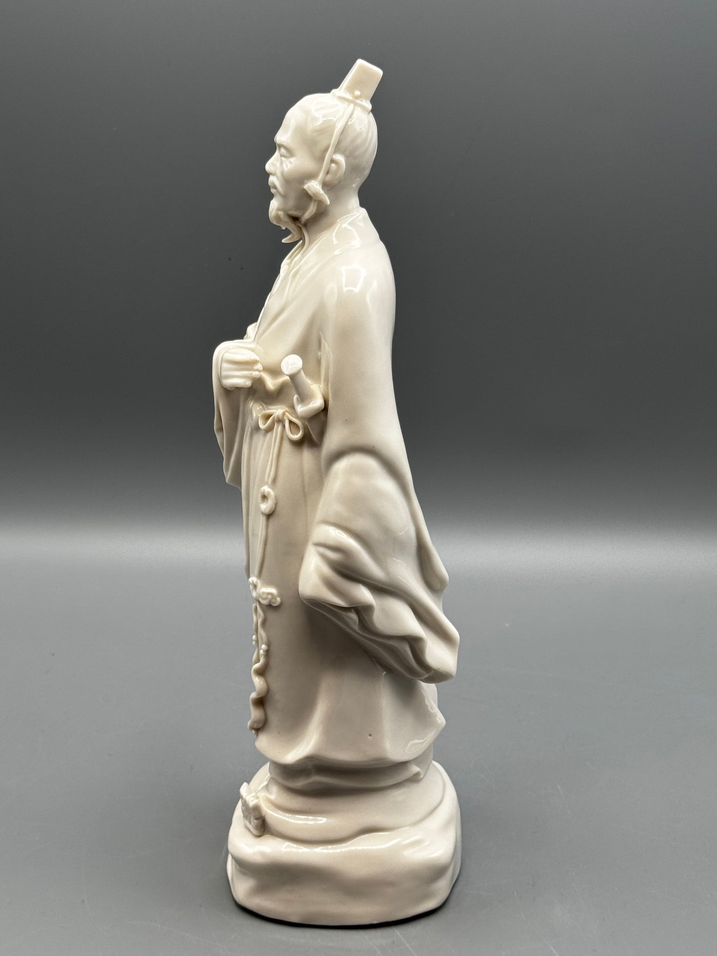 Vintage Blanc de Chine Scholar Figurine Standing Chinese Gentleman 11”