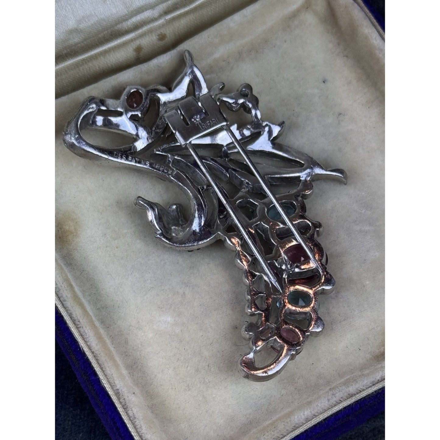 Vintage Crown Trifari Fur Clip Alfred Philippe 1940   Rhinestone