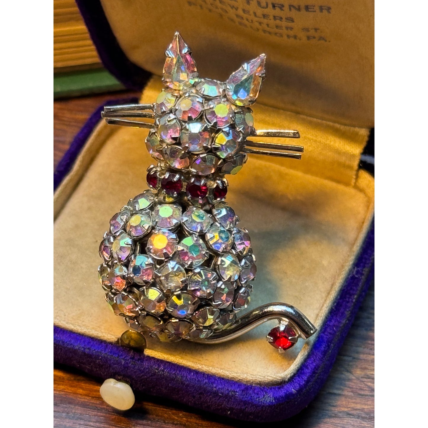 Vintage WARNER Cat Brooch AB Rhinestone Red Eyes Silvertone Figural 1.75'