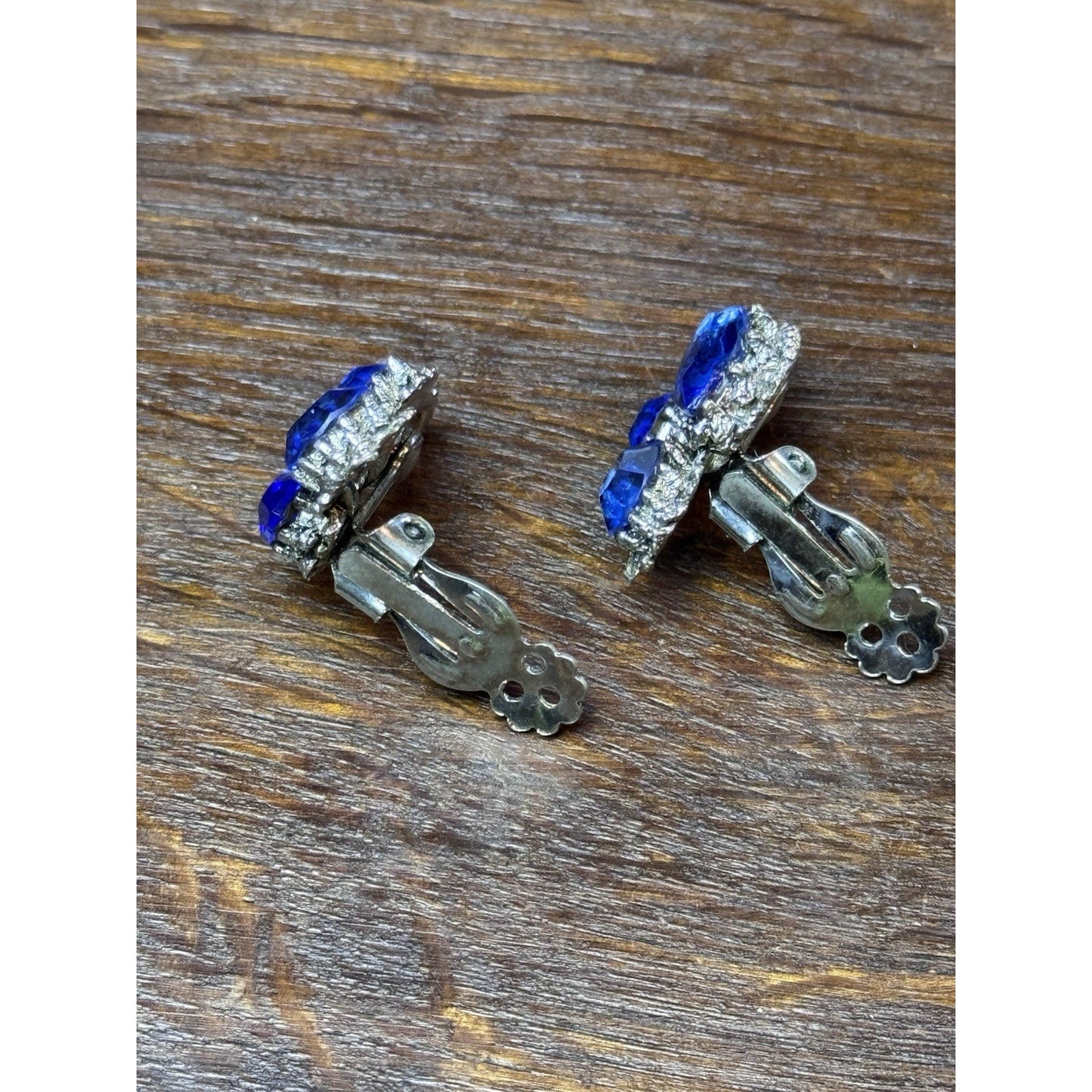 Vintage Cobalt Blue Rhinestone Clip On Earrings Silvertone