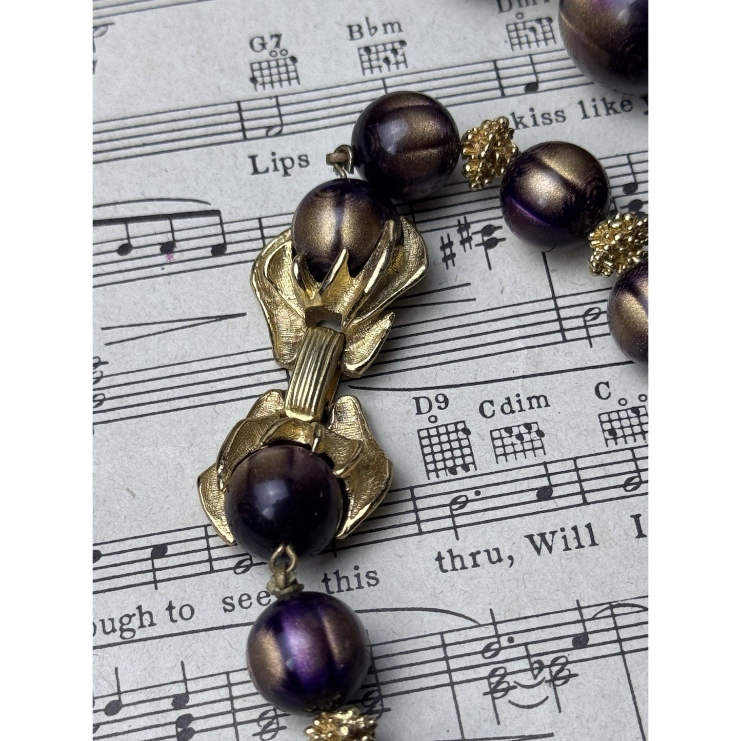 Vintage Crown Trifari Aubergine Beaded Necklace Bracelet Set Goldtone 27”
