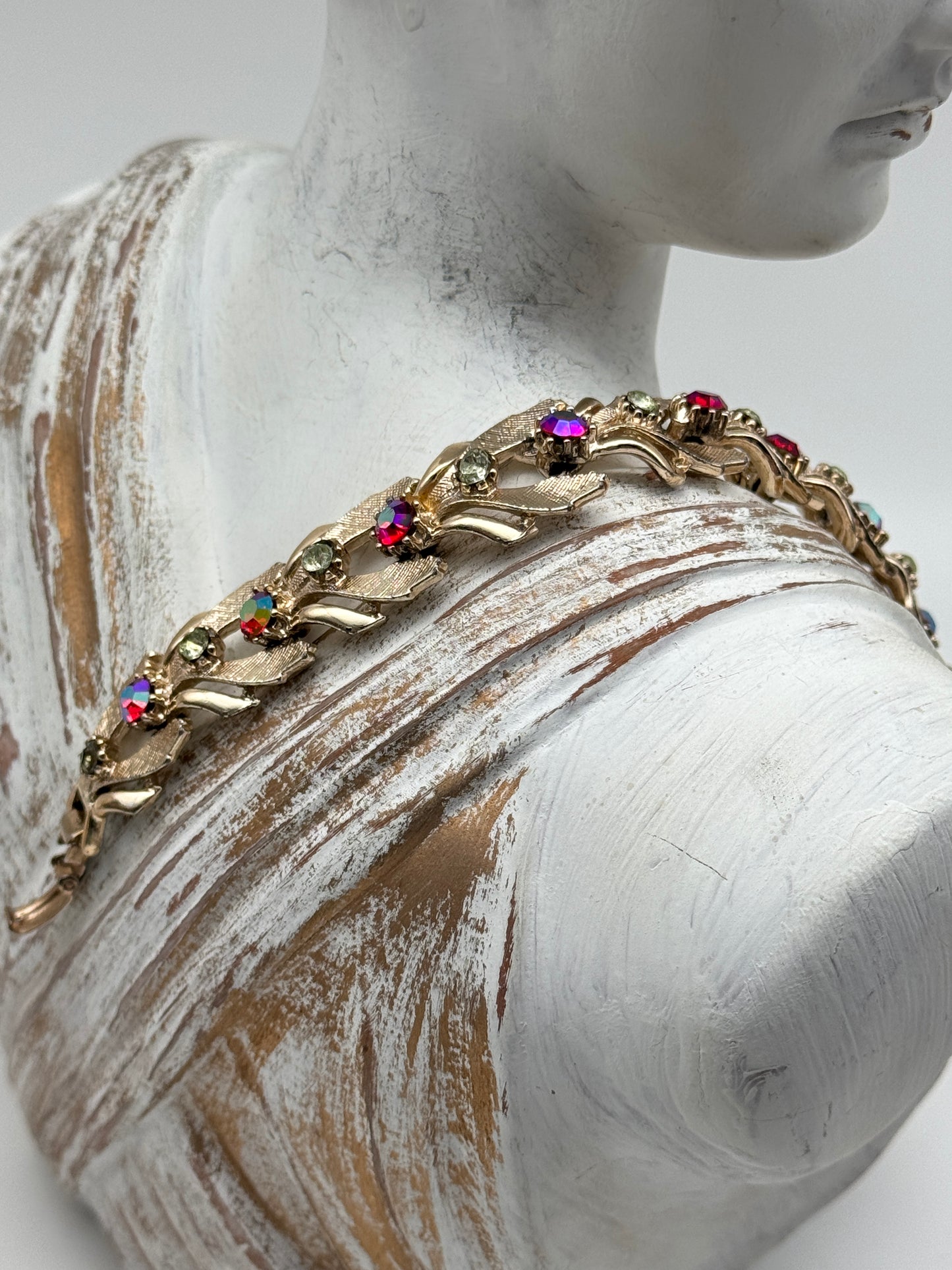 Vintage Signed ART Bracelet Rhinestone Red AB & Peridot Color Rhinestone Ca. 7”