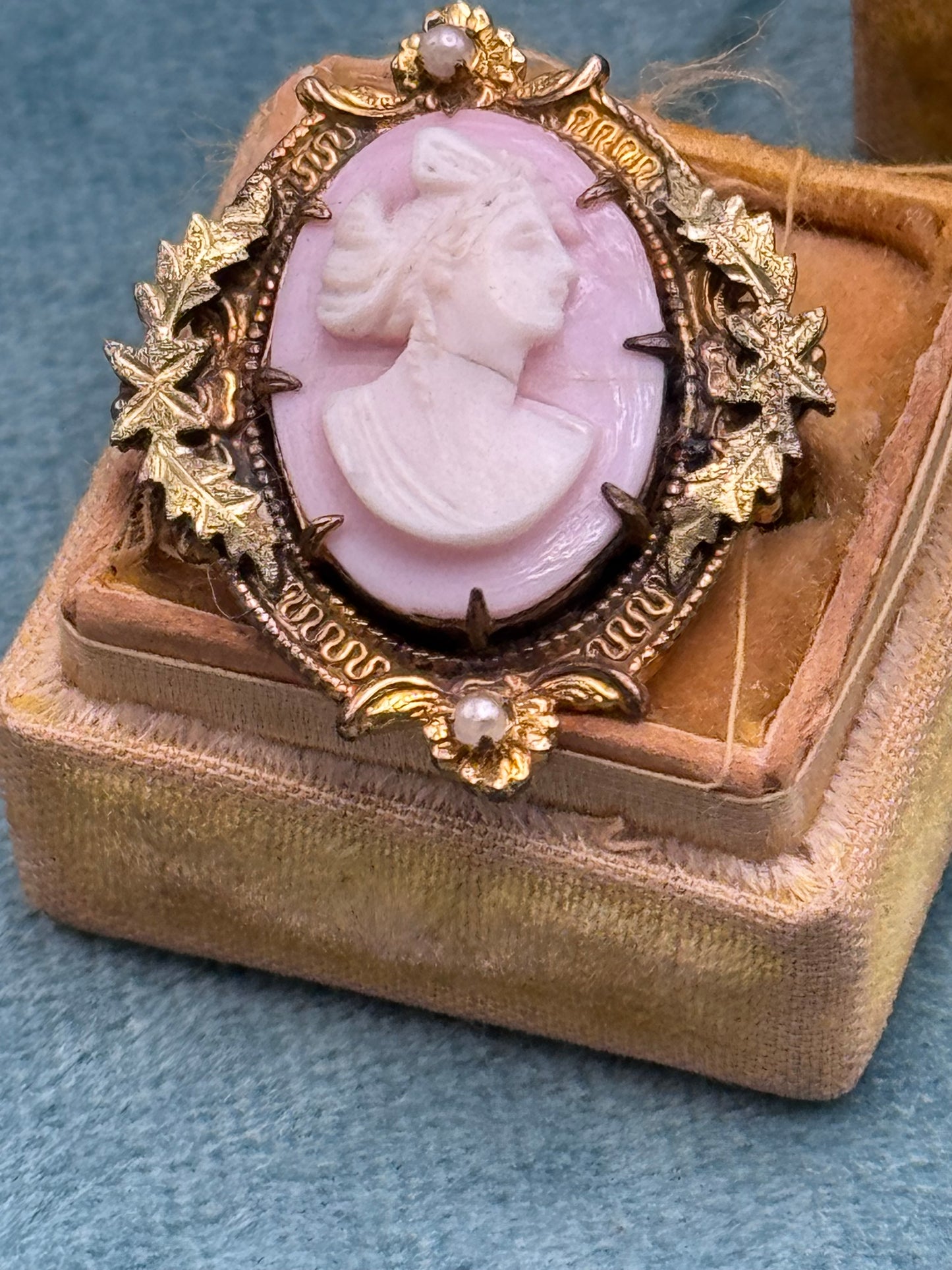 Victorian Pink Cameo Brooch Gold Filled Faux Pearl Frame Replacement Clasp