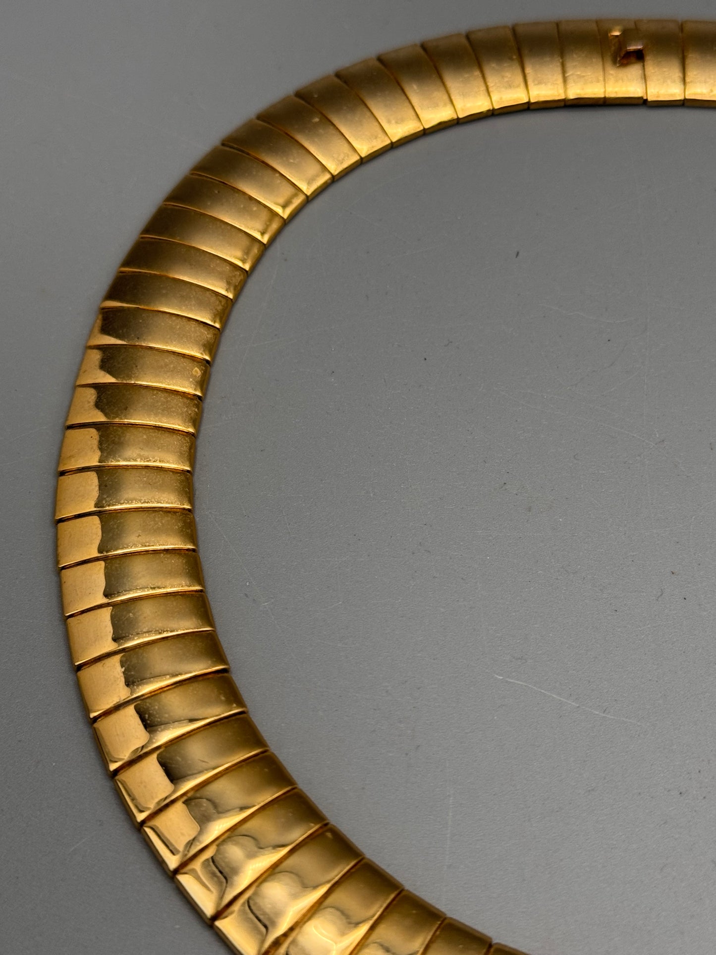 Goldtone Omega Necklace Vintage Collar Choker 15.5” Wide Statement