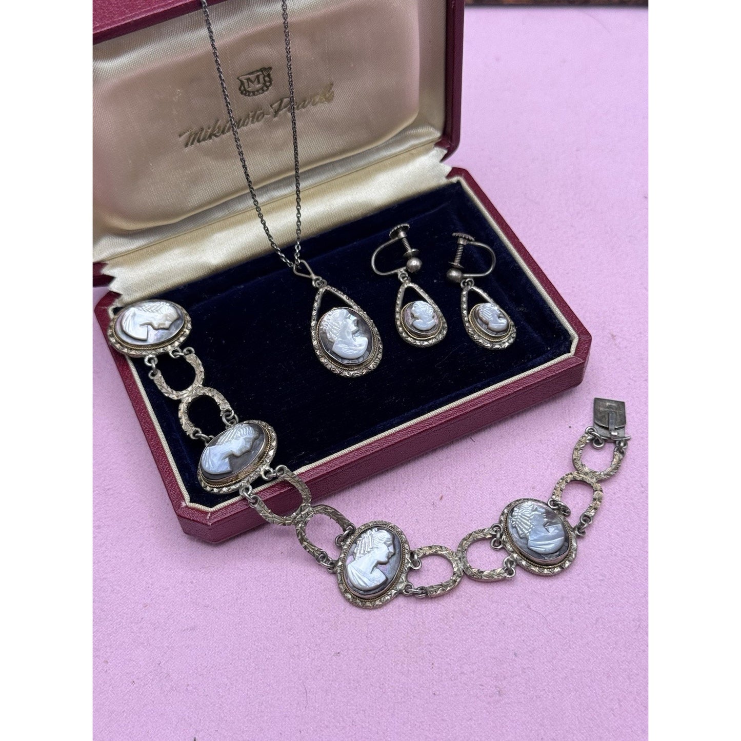 VINTAGE Cameo Parure 800 Silver Abalone MOP Bracelet Earrings Necklace