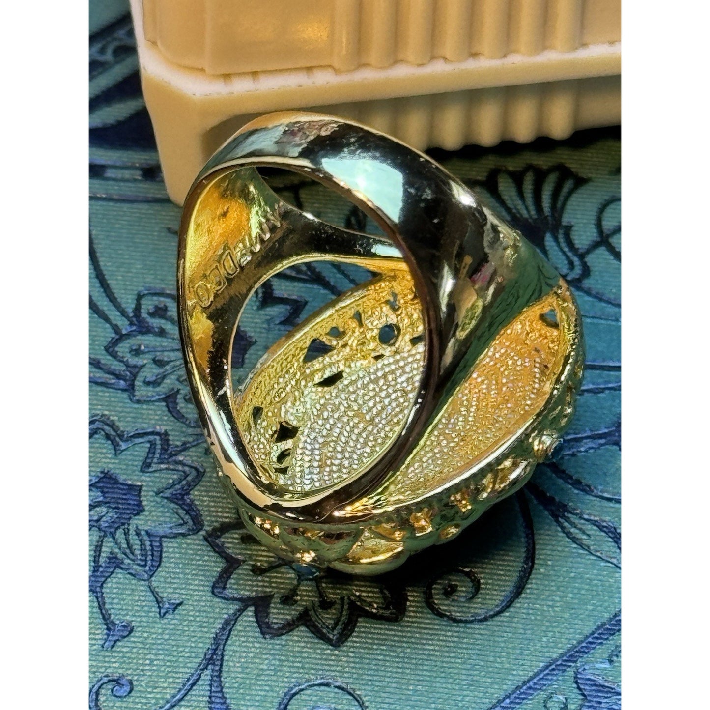 Vintage Faux Cameo Ring Goldtone Size 9 Rhinestone Accents Statement Jewelry