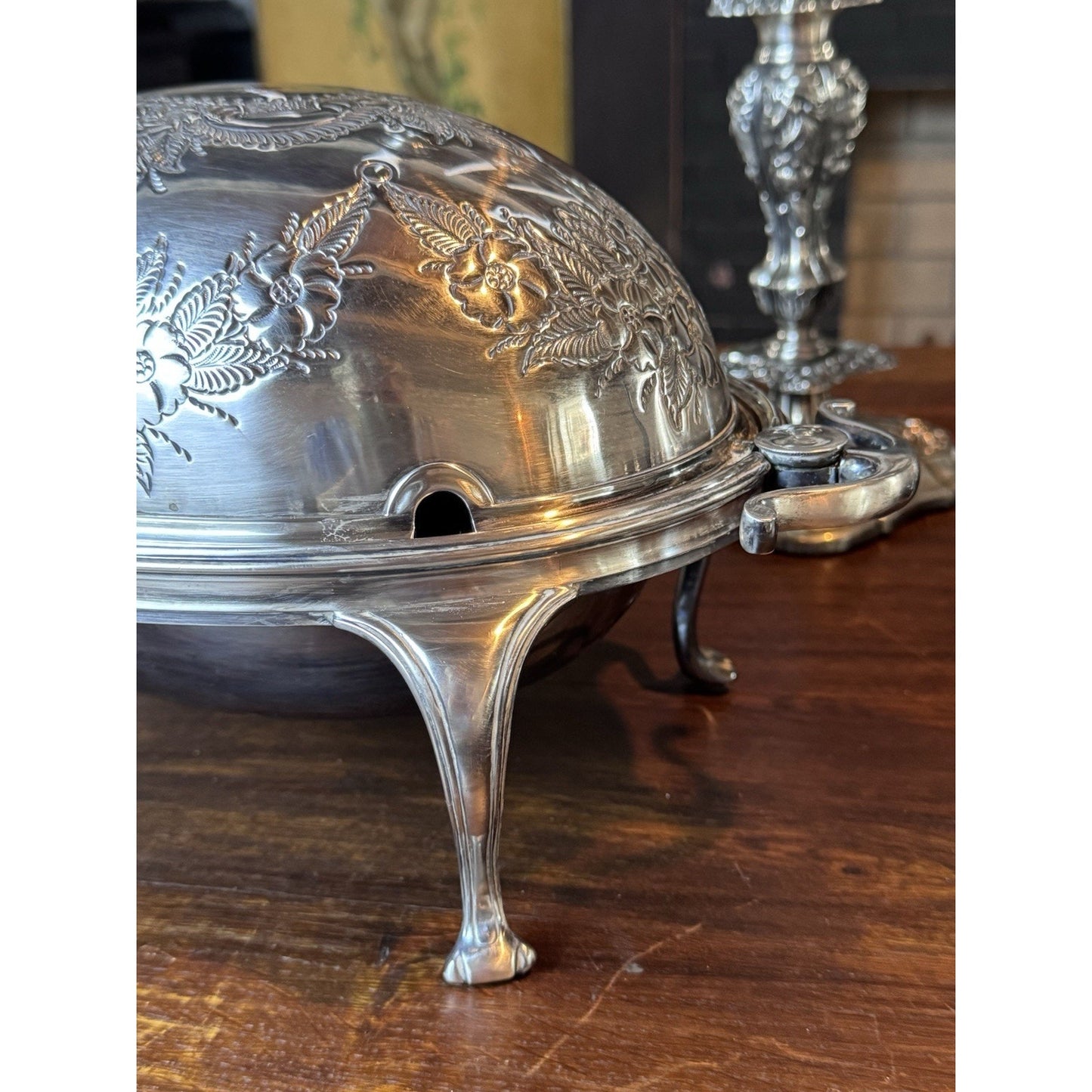 Roll Top Server Silverplate Repoussé English Floral Queen Anne Legs Covered Dish