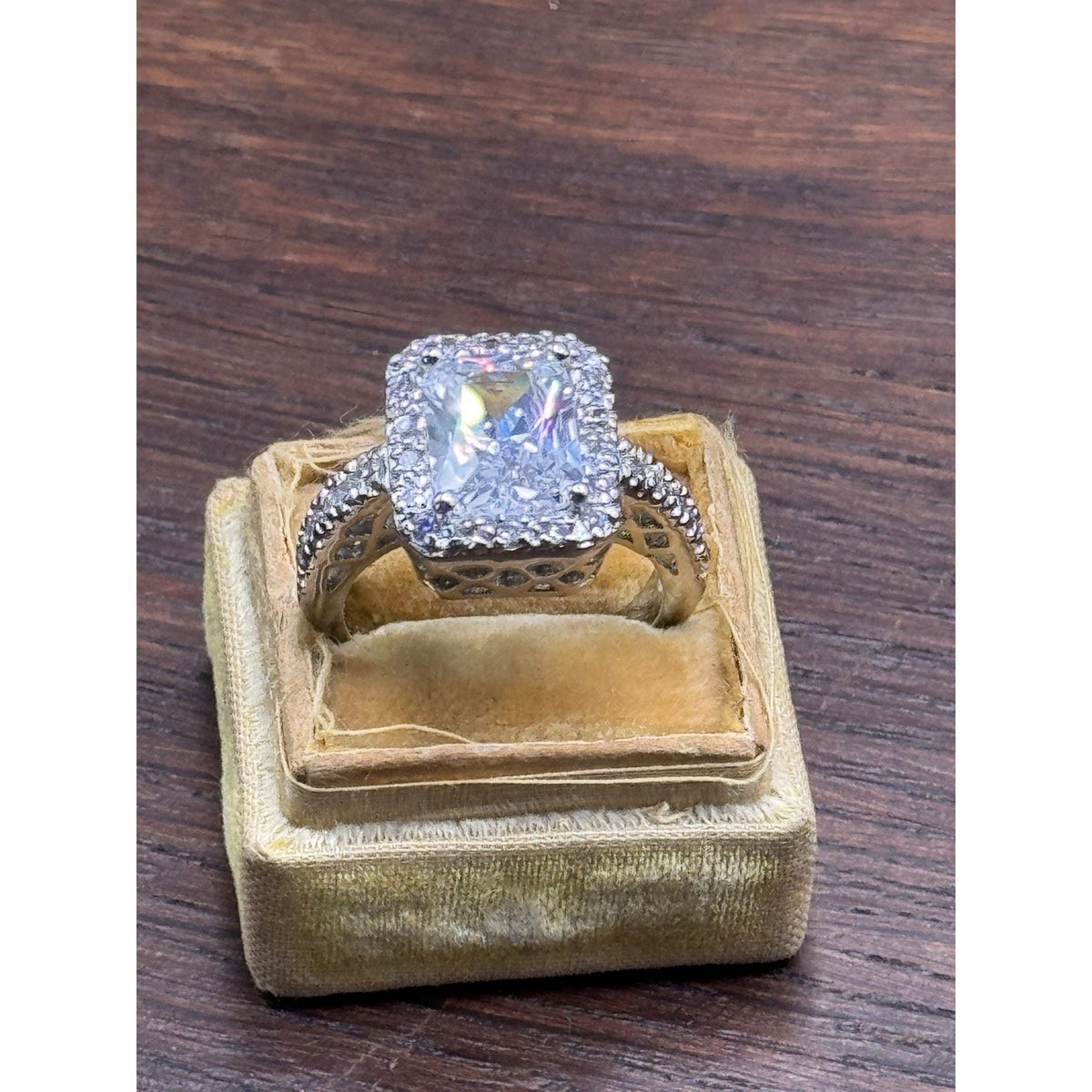 Silvertone Ring Clear Rhinestone Radiant Cut Halo Cocktail Statement Size 7