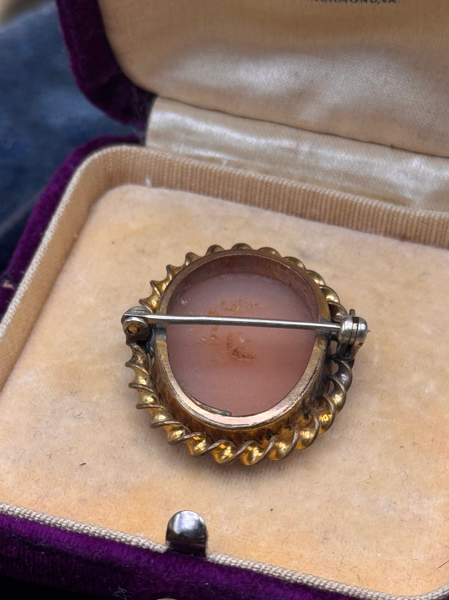 Antique Neoclassical Cameo Brooch Gold Filled Oval Portrait 1.5”