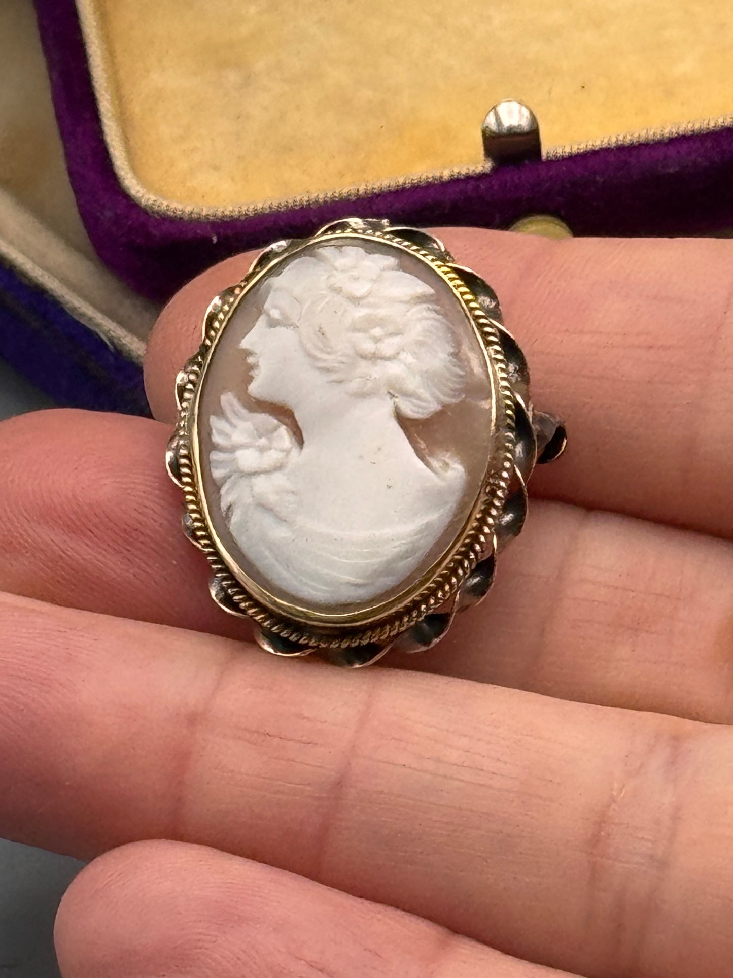 Antique Cameo Gold Filled Brooch Pendant Hand Carved 1 1/8”
