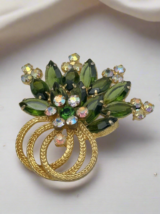 Vintage D&E Juliana Grass Green Rhinestone & AURORA BOREALIS Accents Swirl Brooch VERIFIED