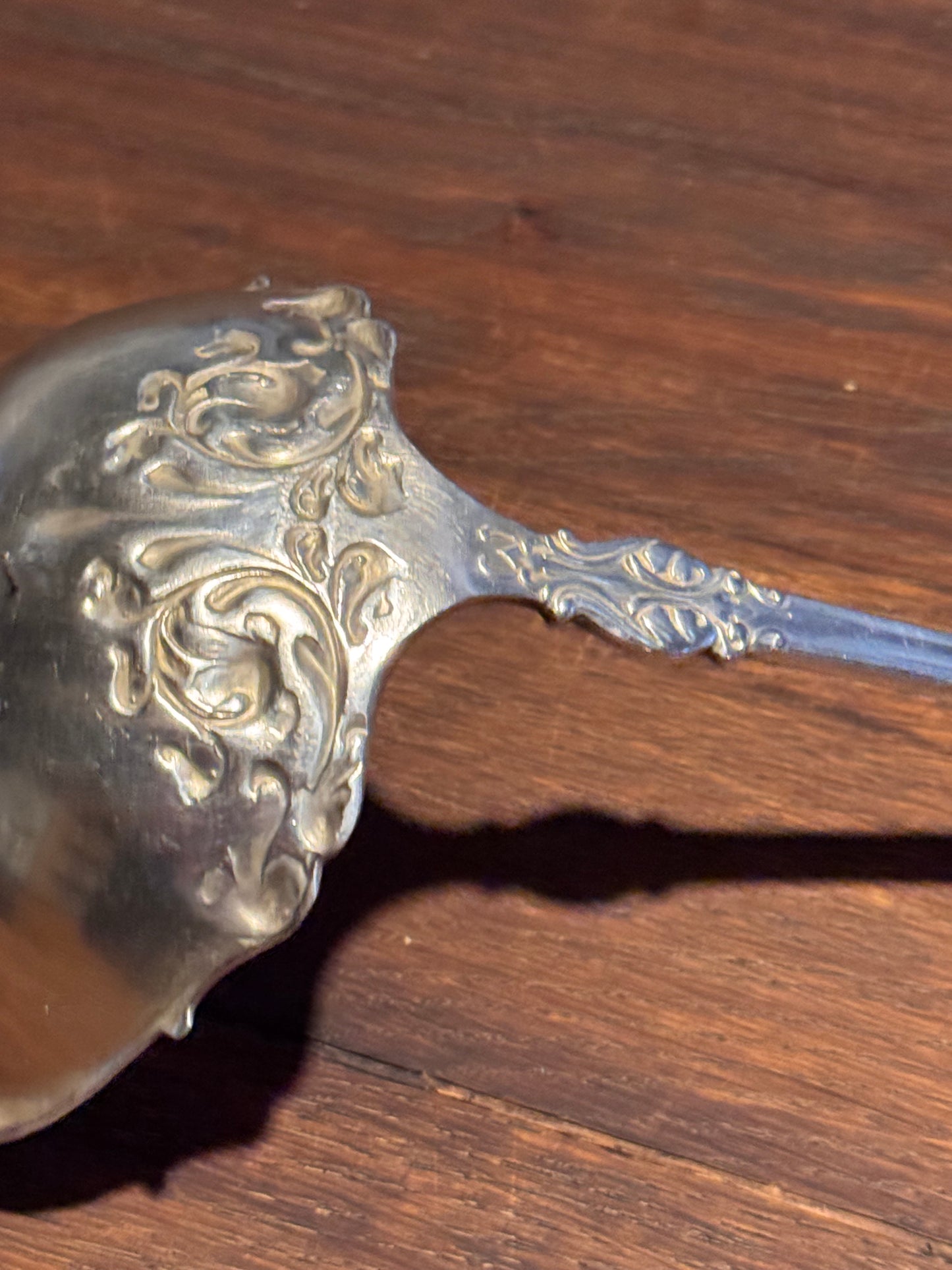 Rogers Bros Berkshire Punch Bowl Soup Ladle Silverplate 11” Ornate Handle