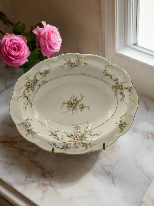 Theodore Haviland New York  ROSALINDE 9" Oval Vegetable Serving Bowl FRANCE