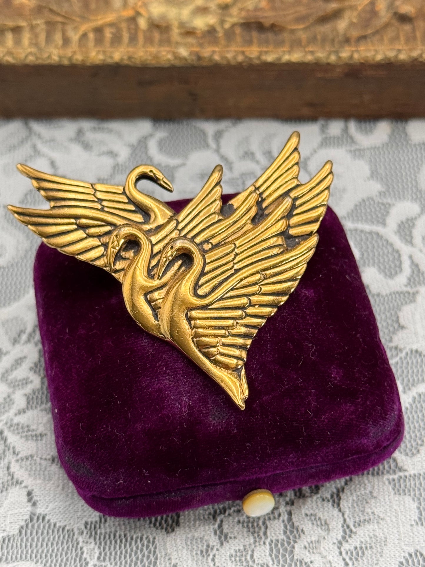 Vintage Laurel Burch Swan Brooch Goldtone Figural Signed 2.5”