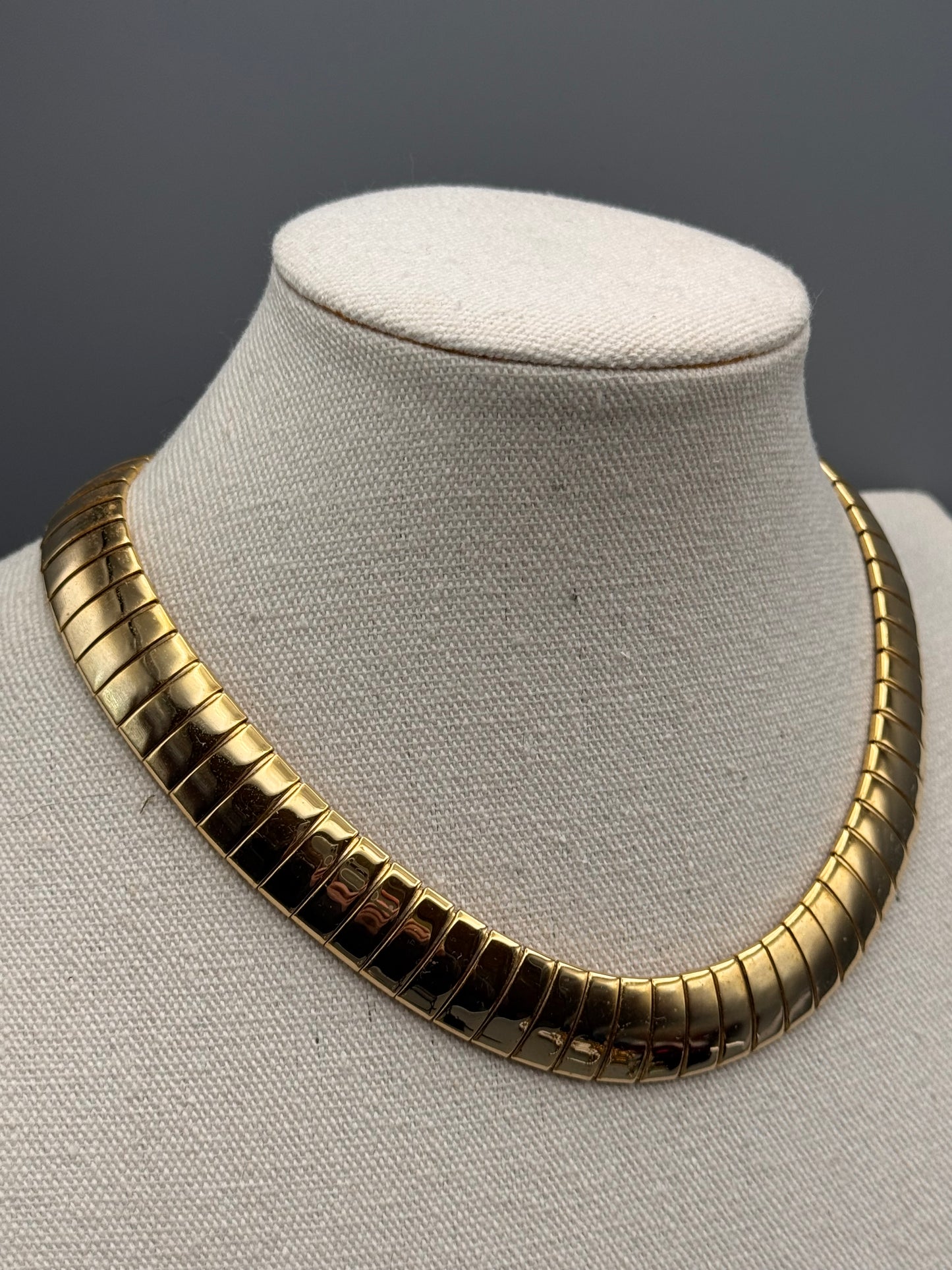 Goldtone Omega Necklace Vintage Collar Choker 15.5” Wide Statement