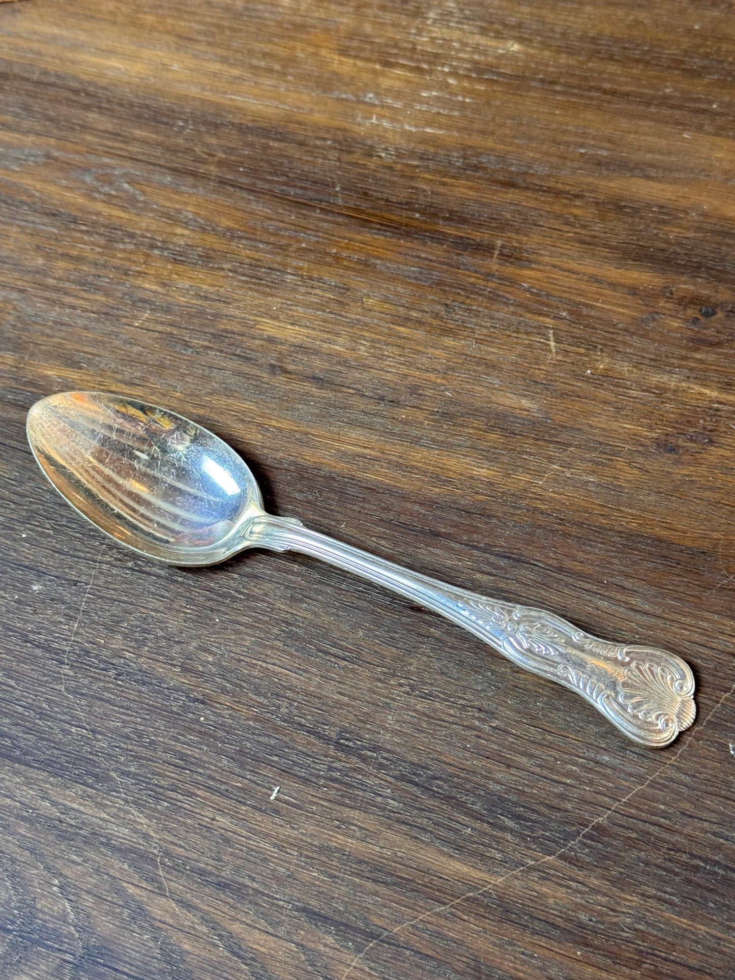 Vintage Reed & Barton Silver Plate Spoon 7” Shell Pattern