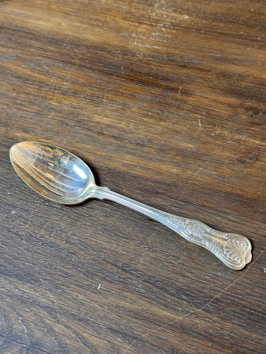 Vintage Reed & Barton Silver Plate Spoon 7” Shell Pattern